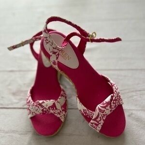 GUC Ralph Lauren Wedges Size 8.5B